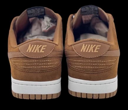 Dunk Low Marrones 5