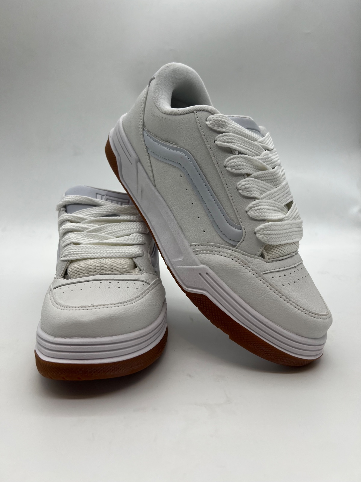 Vans Hylane Blancas 6