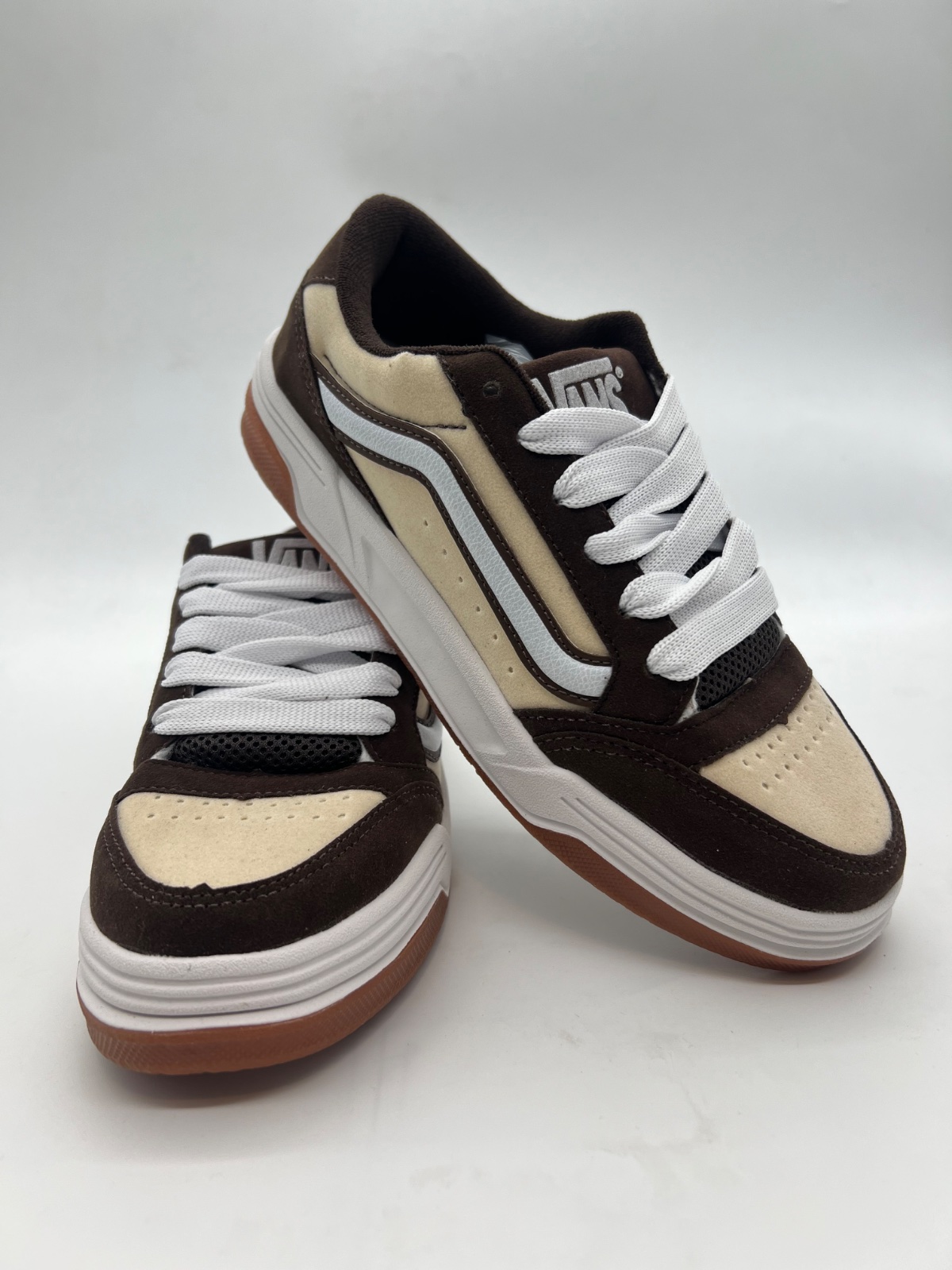 VANS HYLANE MARRONES 6